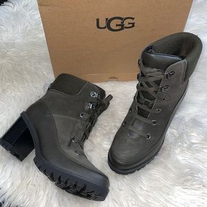 UGG Women's Redwood Lace Up Waterproof Ankle Booties Black/Olive- 8M